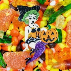 Faire Lipstick & Chrome Bewitching Belle Halloween Brooch